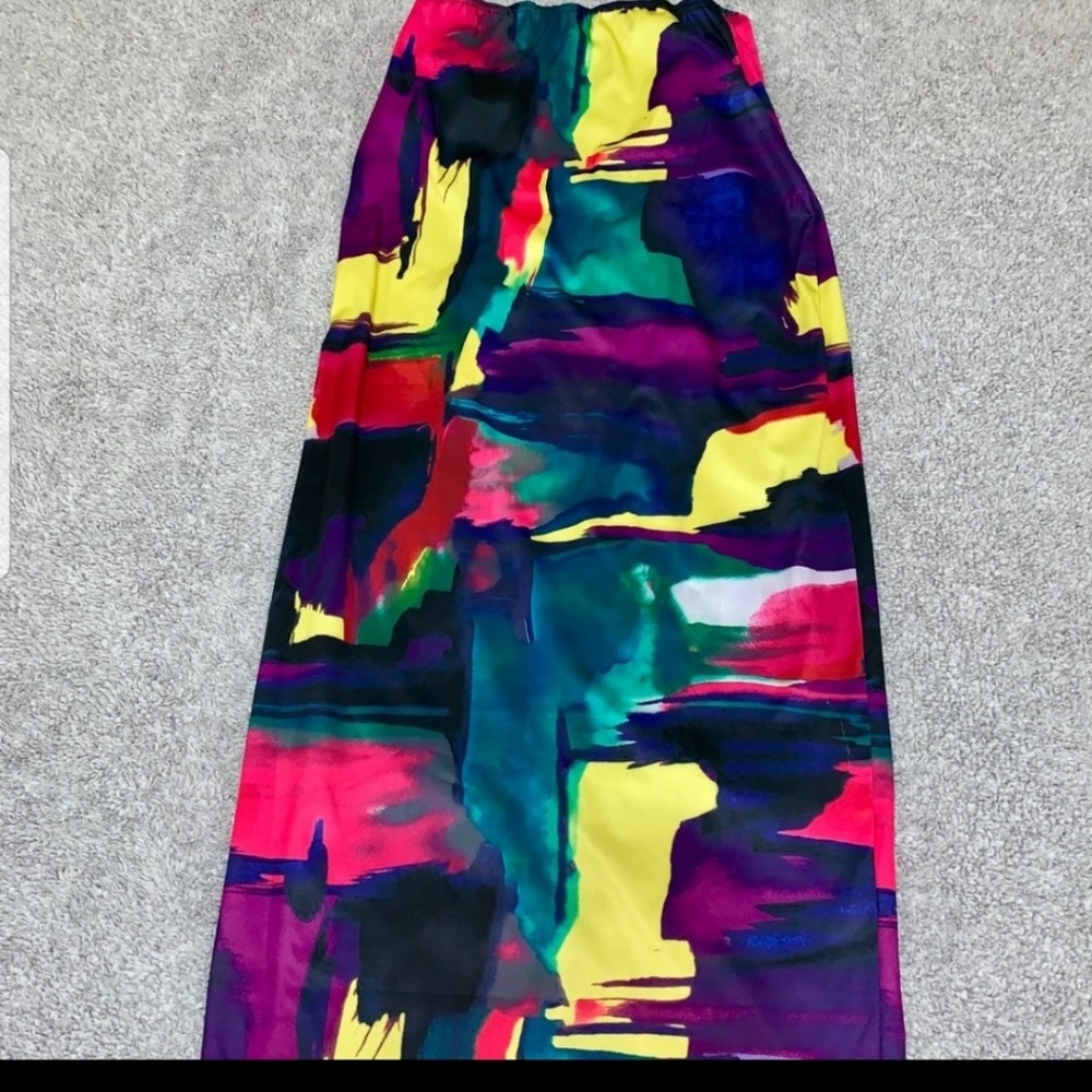 Dress - Picture 2 of 4